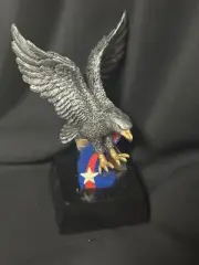 Bald Eagle USA Flag Patriot Symbol Trophy Award Statue Figurine 7" x 4" on stand