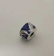 AUTHENTIC PANDORA CURED FEATHER & PAVE CLIP CHARM #792552C01