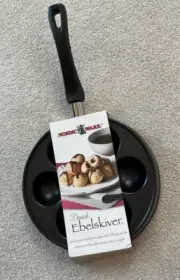 Williams Sonoma ~ Danish ~ Ebelskiver Pan ~ Nordic Ware ~ Recipe on Back ~ NEW!