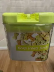 Felli Flip Black Tite Food Storage Container Set Airtight Lid 1.1 QT /1.0/ 33oz