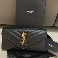 在飛比找蝦皮購物優惠-二手特价出聖羅蘭 YSL 黑色 長夾 皮夾 零錢包 3722