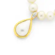 9ct Cultured Mabe Pearl & Diamond Enhancer Pendant in White