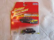 2002 Johnny Lightning Thunder Wagons: 1956 Chevy Nomad NIP