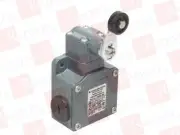 LEUZE S300-M0C3-M20-31 / S300M0C3M2031 (BRAND NEW)