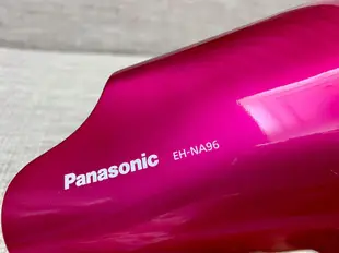 日本買回Panasonic EH-NA96吹風機。桃紅色。負離子吹風機