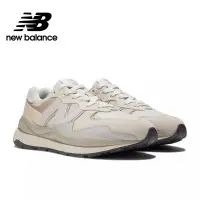 在飛比找蝦皮購物優惠-NEW BALANCE NB 復古運動鞋_奶杏白_M5740