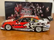 2009 Bathurst Winner Holden VE Commodore #2 Tander/Davison 1:18 Classic