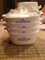 VINTAGE Original Blue Cornflower CorningWare Set 4 W/ Lid 1, (2)1 1/2, 1 3/4QT.