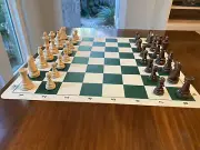 Wooden European Chess Set-including Number 6 Chessmen And Green Silicone Board
