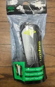 Umbro Duotone STIRRUP Shinguards PeeWee Size Up To 4’1” Black White Yellow
