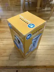 MTV Beach Radio Portable AM/FM Clock/Alarm Logo Collectible New In Box