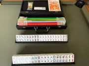 Vintage unused unopened Mah Jong Set Slim Tile Travel, 166 Tiles with Case Rare
