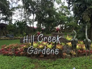 大雅台小山河花園飯店Hillcreek Gardens Tagaytay Hotel