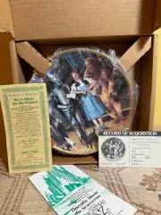 Wizard of Oz Commemorative Plate “We're Off To See The Wizard" Hamilton Plate