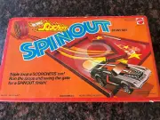 VINTAGE BRAND NEW SEALED 1979 HOT WHEELS SCORCHERS SPINOUT CAR AND TRACK