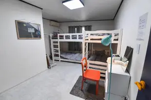 梨泰院的1臥室 - 48平方公尺/1間專用衛浴Quadruple room the most cheapest in itaewon!