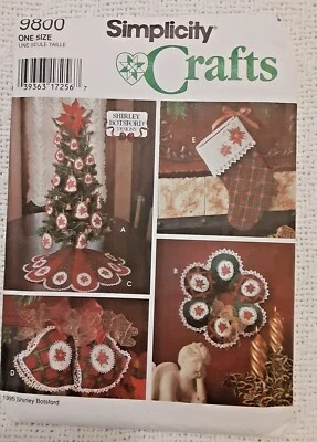 Vintage OOP Simplicity Pattern 9800 Christmas Wreath Bells Stocking Ornaments C