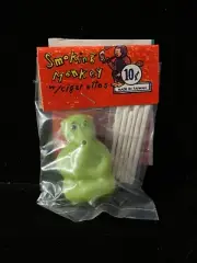 1960s Vintage Dime Store Toy GREEN Smoking Monkey cigarette blows smoke rings B