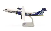 PPC Canaryfly Aérospatiale Alenia ATR-72-200 EC-LAD Desk 1/100 Model AV Airplane