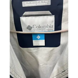 Columbia哥倫比亞男S號防水外套