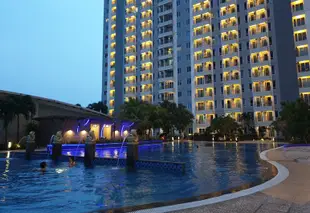帕庫旺購物中心科斯米果園游泳池景觀飯店