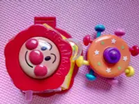 在飛比找Yahoo!奇摩拍賣優惠-日本People安全玩具-彩色飛碟&麵包超人五面遊戲盒(二手