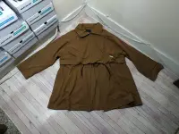 在飛比找Yahoo!奇摩拍賣優惠-SPORT B agnesb 小B隨性風衣外套兩穿可長可短 