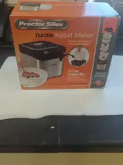 BRAND NEW PROCTOR SILEX 86300 DURABLE YOGURT MAKER 32 OZ CAPACITY. NEVER OPENED.