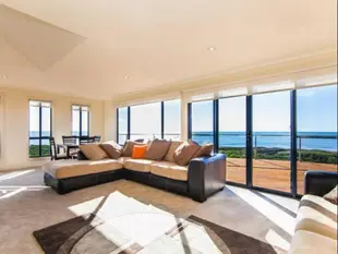 Seaspray Beach House