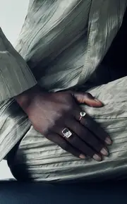 [Moritz Glik] Ten Fourteen 18k Yellow Gold Diamond Ring