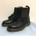 DR.MARTENS 英國 馬汀大夫 瘋狂搖滾 黑 1460 8孔 中短靴 潮牌