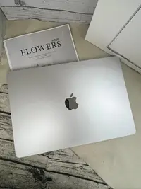 在飛比找Yahoo!奇摩拍賣優惠-勝利店-二手筆電 APPLE MacBook Air 15吋