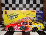 Jeff Gordon #24 Dupont / NASCAR Racers 1999 Monte Carlo 1:24 Scale Action