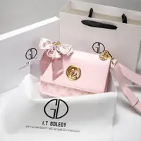 在飛比找ETMall東森購物網優惠-輕奢ITGDLEDY香港粉色斜挎包包