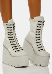 [DARKER WAVS] Distortion Suede Zip-Up Traitor Boots