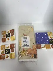 Vintage Halloween paper tablecloth 54” x 96” napkins lot of 4 Pumpkin patches