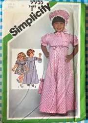 Vintage SIMPLICITY #9955 - GIRLS DRESS - BONNET & BAG PATTERN 1981 - Uncut 1981