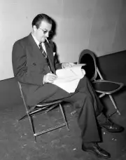 The Campbell Playhouse Radio Program with�John Emery 1930s CBS RADIO PHOTO