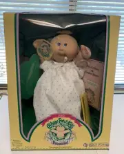 vintage 1985 preemie Cabbage Patch doll March Of Dime