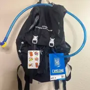 NWT Camelbak Hydration Pack Backpack (Arete 18)