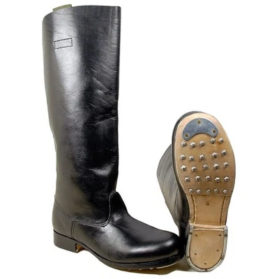 WORLD WAR JACK BOOT