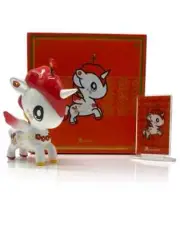Tokidoki Unicorno 5 inch Sofubi - Little Red Flower