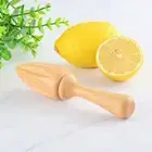 Press Wooden Citrus Reamer Kitchen Tools Lemon Squeezer Manual Fruit Juicer