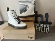 Dr. Martens Zavala UNISEX White Leather LaceUp HighTop Boots W9/41-Mens 8 NWB