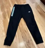 Nike Sportswear Tech Fleece Big Kids Reflective Joggers Black FZ5434 010 XS