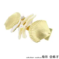 在飛比找momo購物網優惠-【Akiko Sakai】貝殼珊瑚珍珠鑲鑽髮夾(金色)