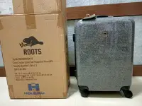 在飛比找Yahoo!奇摩拍賣優惠-《芳野葉子》Roots 經典 芝麻灰 登機箱 / 行李箱 /