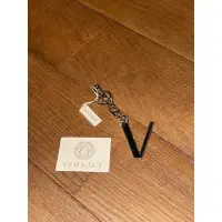 在飛比找蝦皮購物優惠-全新 Versace 銀製 鑰匙圈 吊飾 包包吊飾 包包掛件