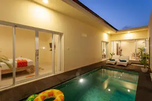 水明漾的2臥室 - 120平方公尺/2間專用衛浴2019 NEW! Drupadi Seminyak 2 BR Private Pool Villa