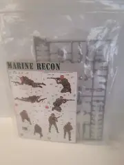 Dragon 1/35 Marine Recon #3313 (Bagged) Complete Set.